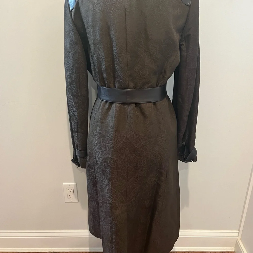 Linda Allard Ellen Tracy Quilty Long Coat w/Leather Trim and belt - Picture 2 of 15
